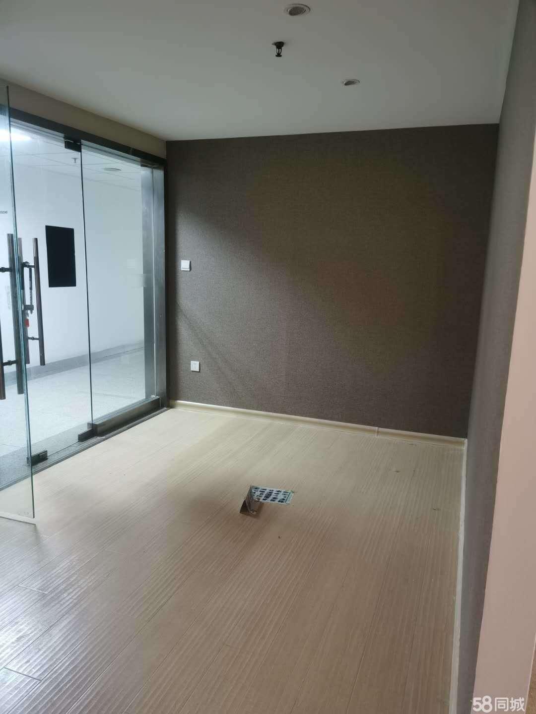 财富精装交通便利停车方便随时看