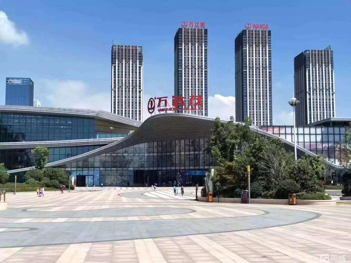 万达精装家具齐全交通便利