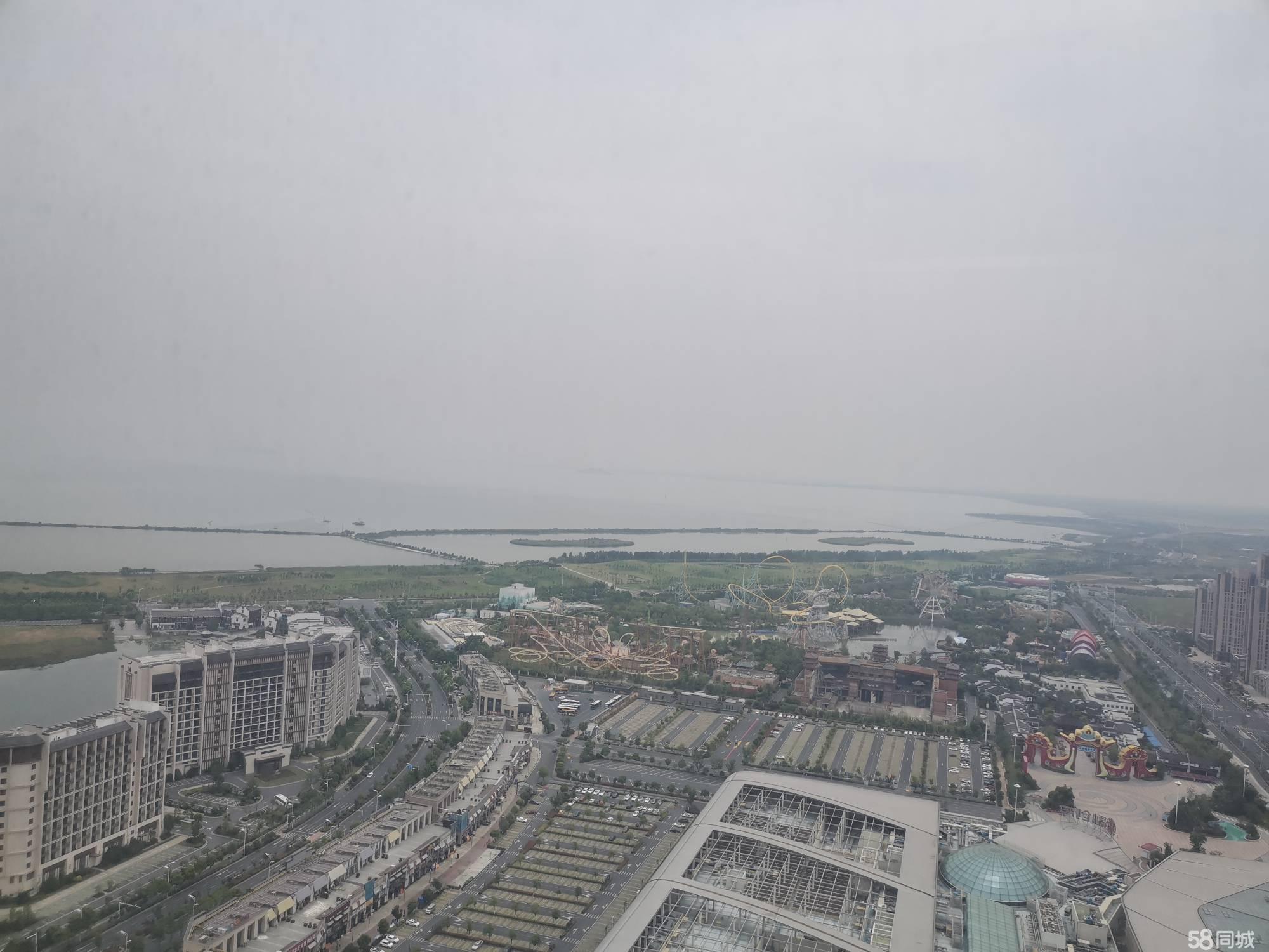 万达精装高层湖景房采光视野好