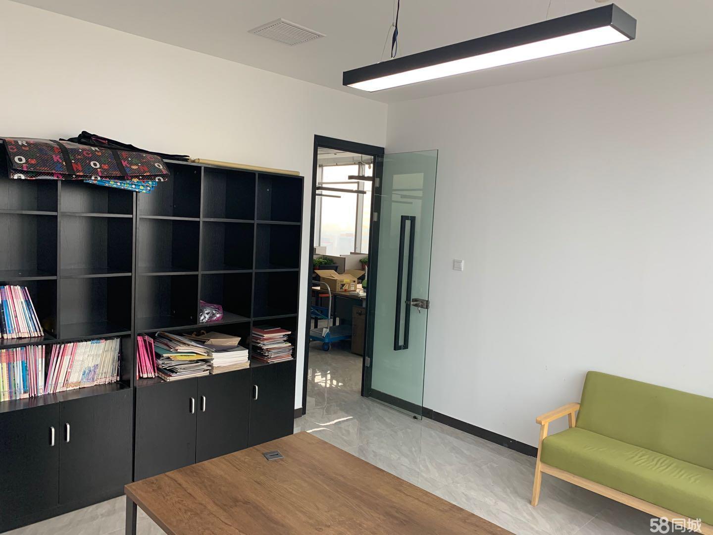 蔚蓝商务精装全套家具交通便利随时看