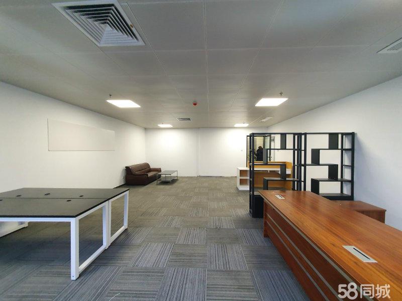 卓誉精装带家具现房交通便利