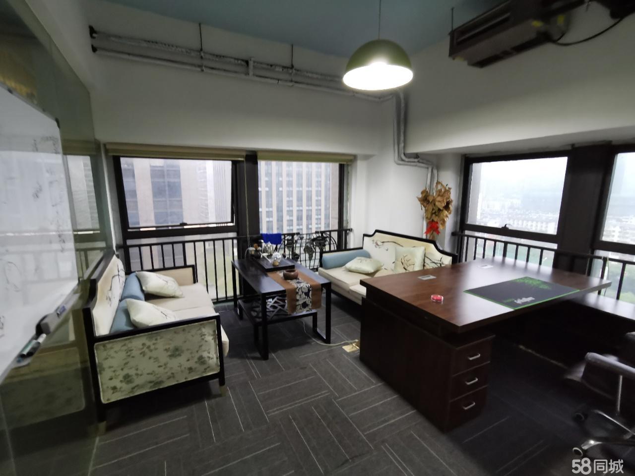 西湖国际精装全套家具双面采光