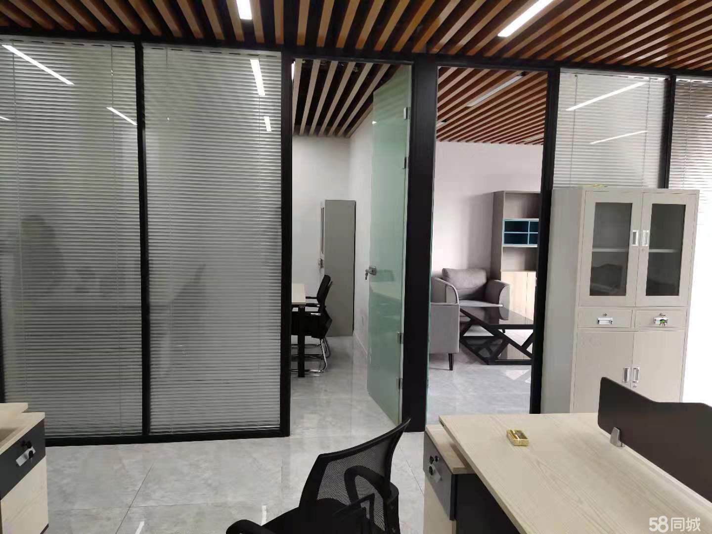 利港银河精装带家具朝南采光好