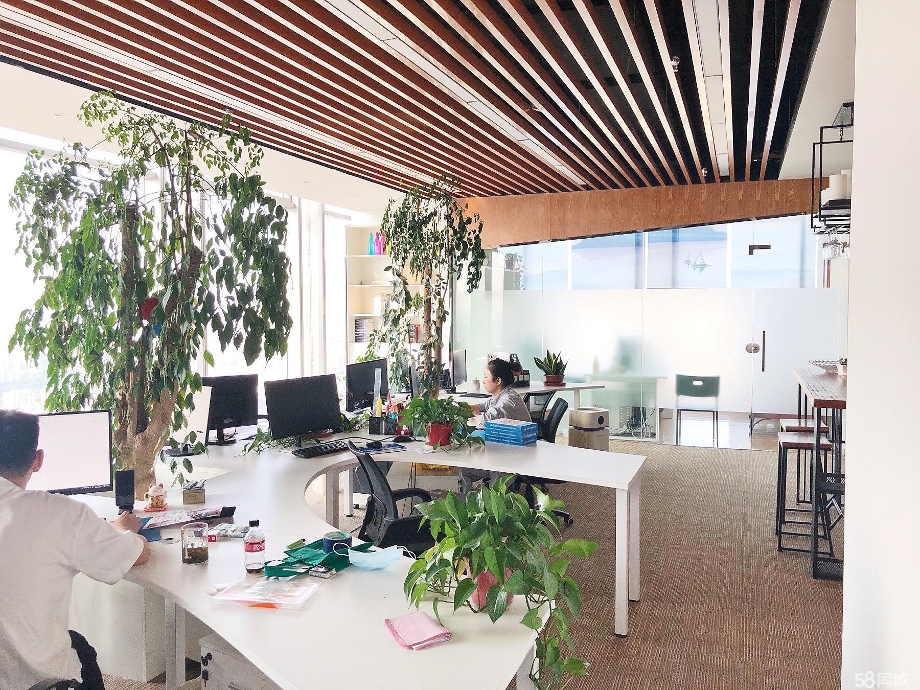 蔚蓝商务精装新潮交通便利