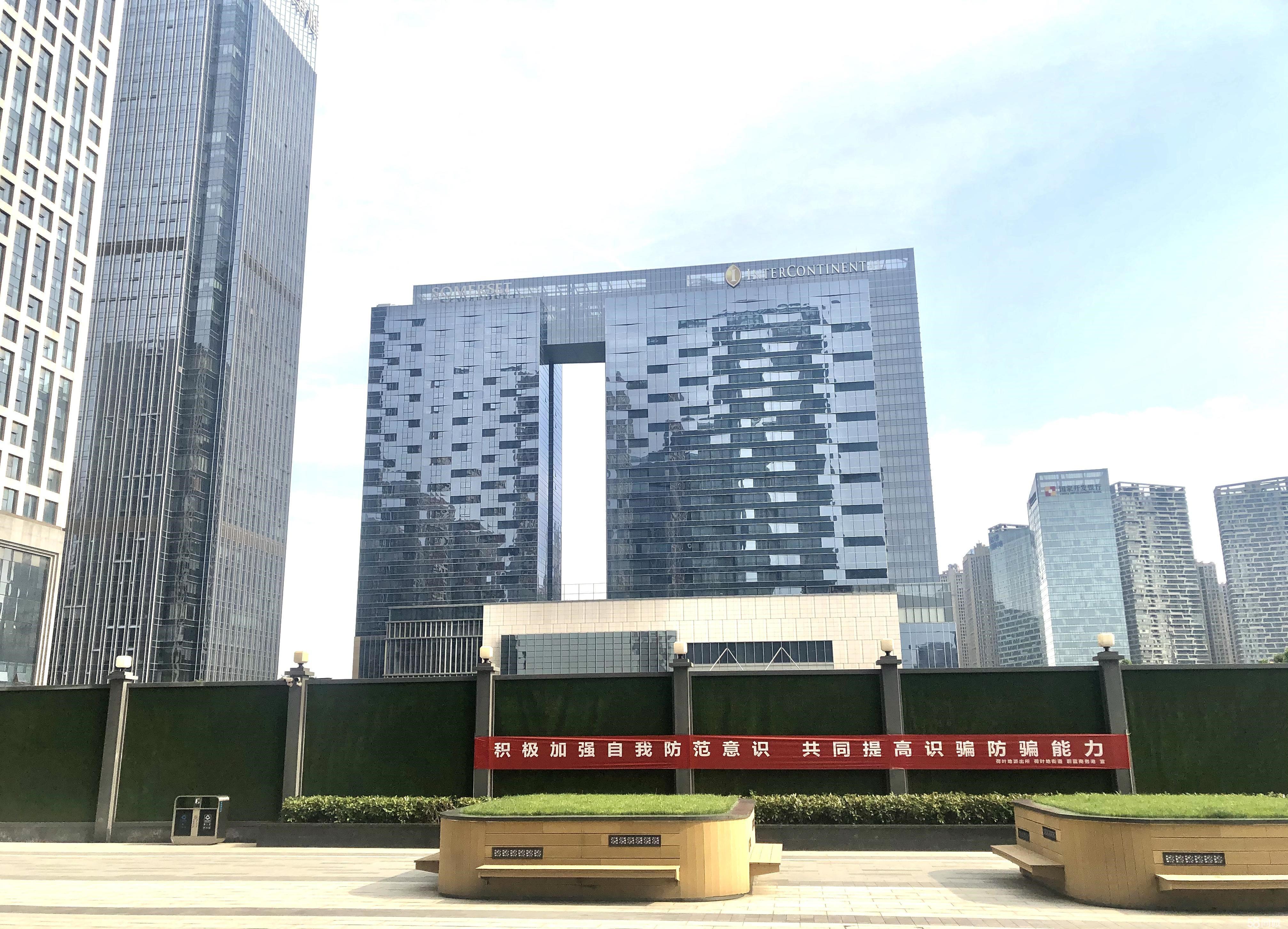 请输入图片描述200字以内