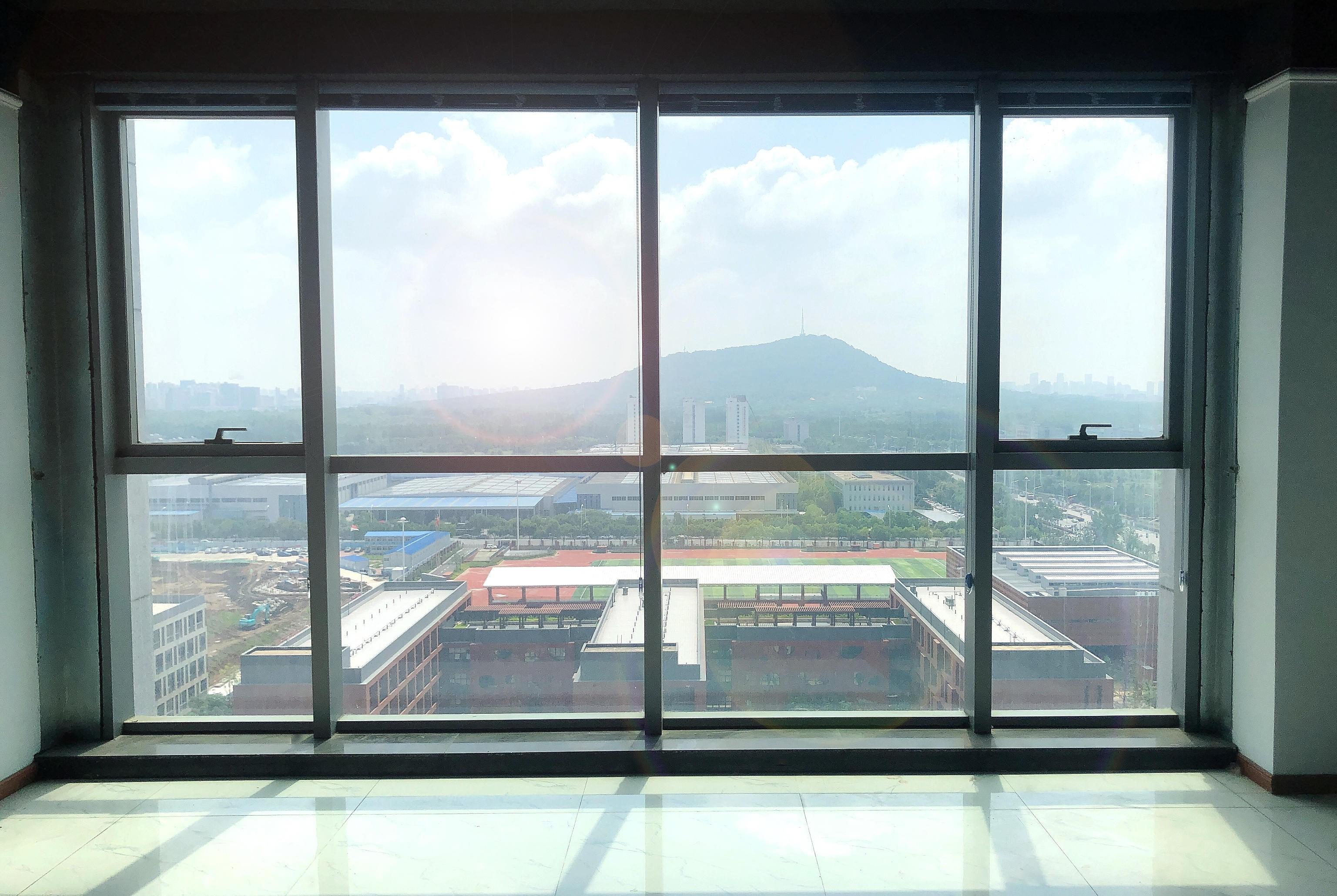 高新区核心地段紧邻地铁口