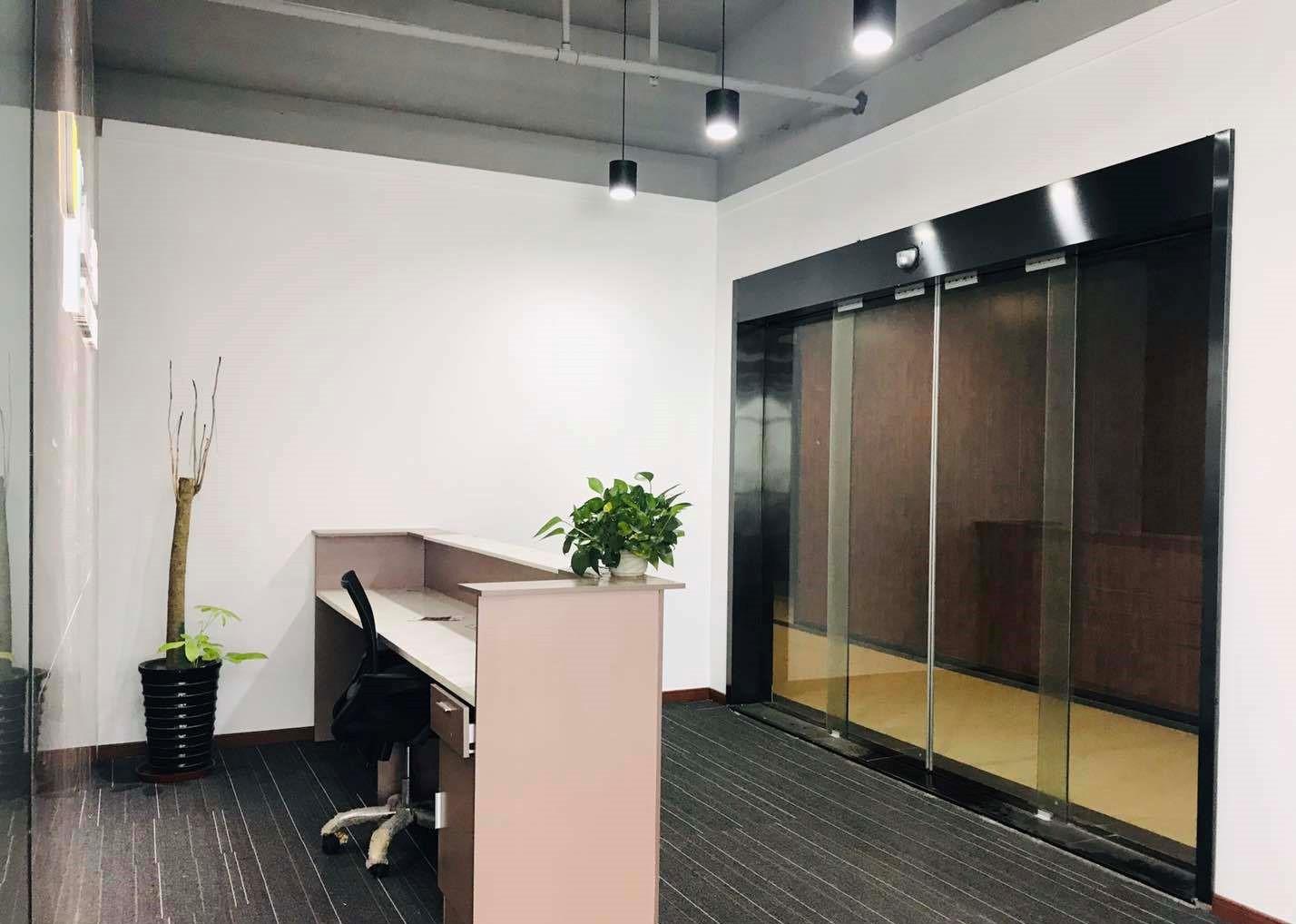 滨湖新区精装带家具拎包办公