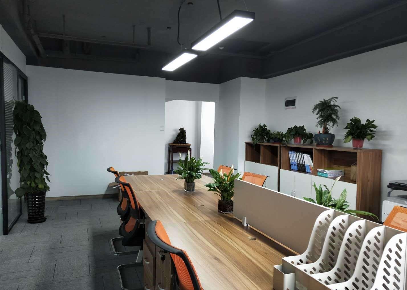 滨湖新区精装家具空调齐全