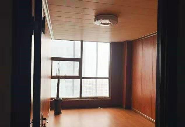 滨湖新区精装商圈成熟好招人