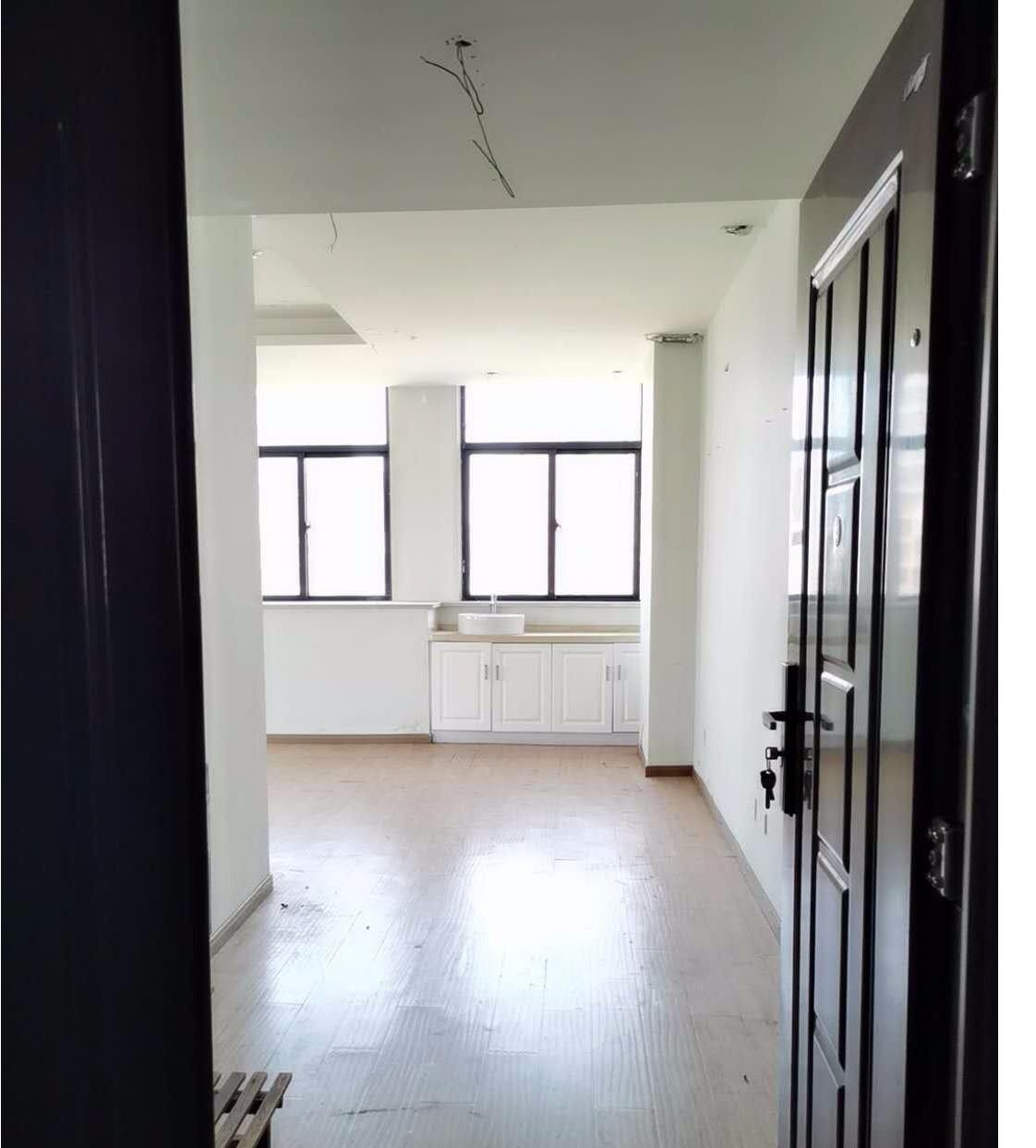 经开区紧邻地铁随时看房