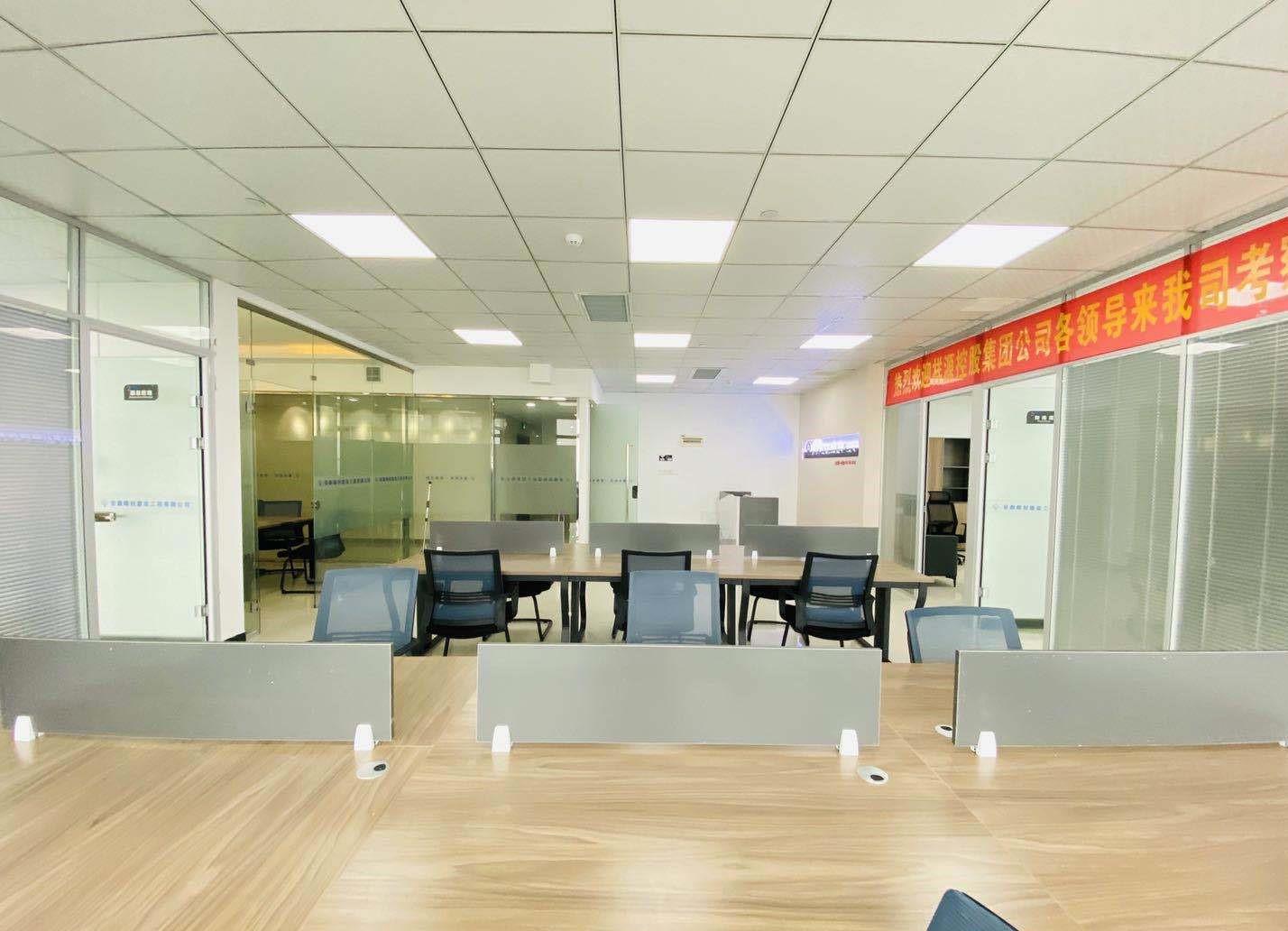 政务区精装全套家具湖景房