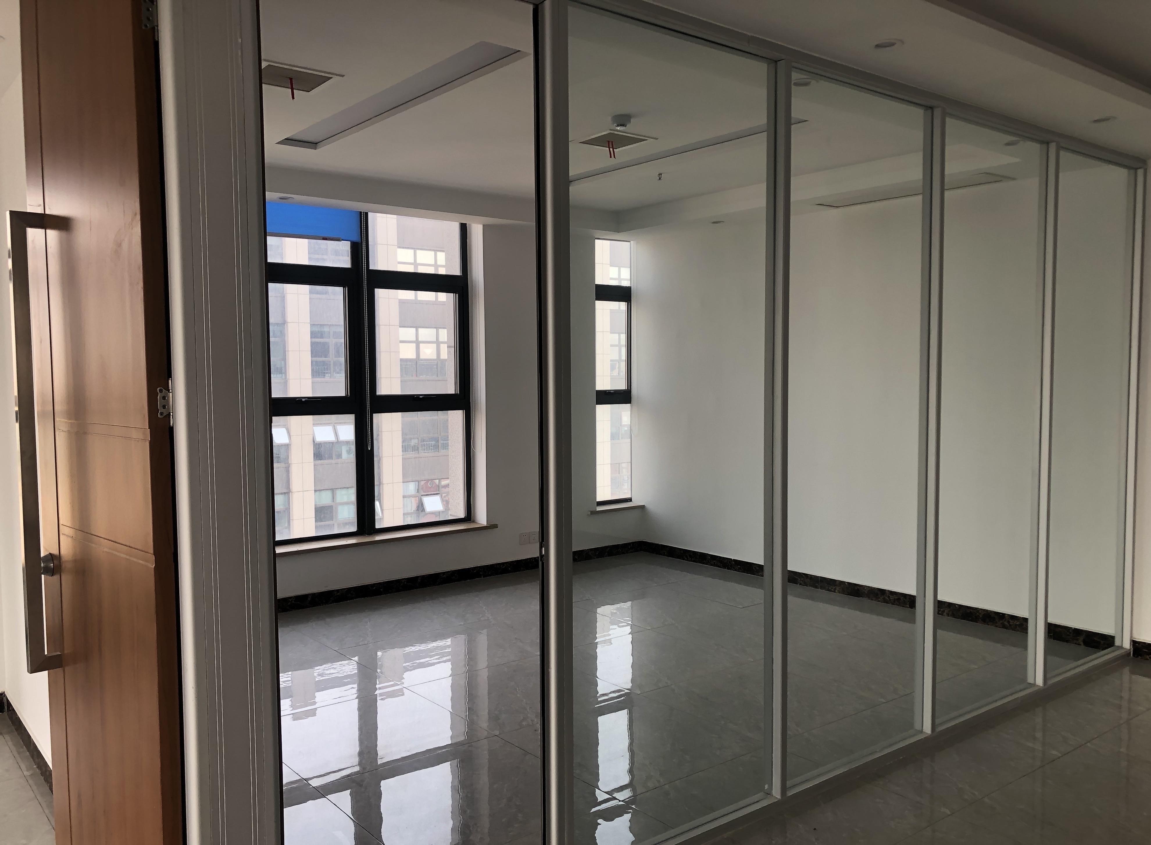 经开区精装商圈成熟办公方便