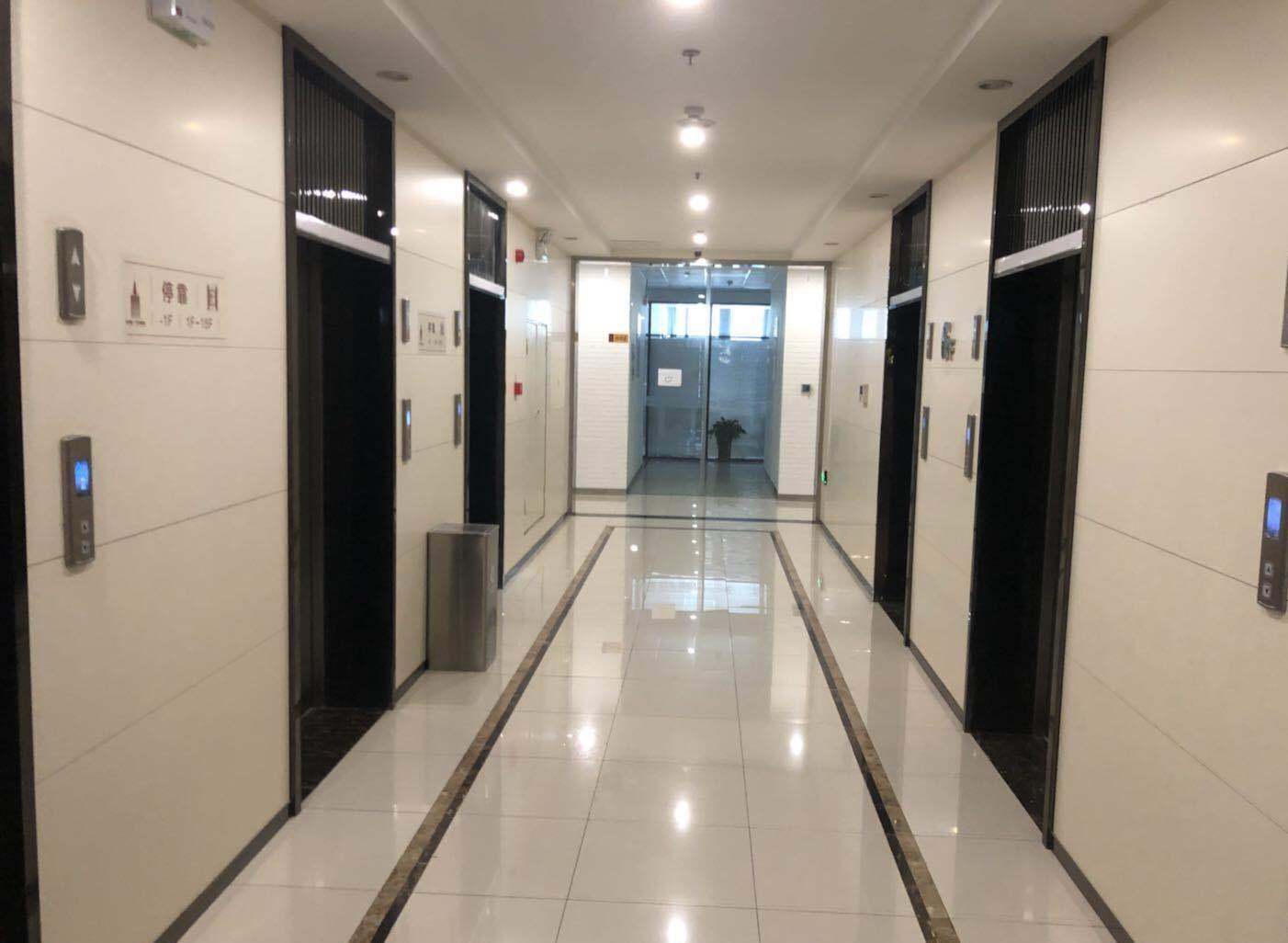 高新区精装交通便利送免租期