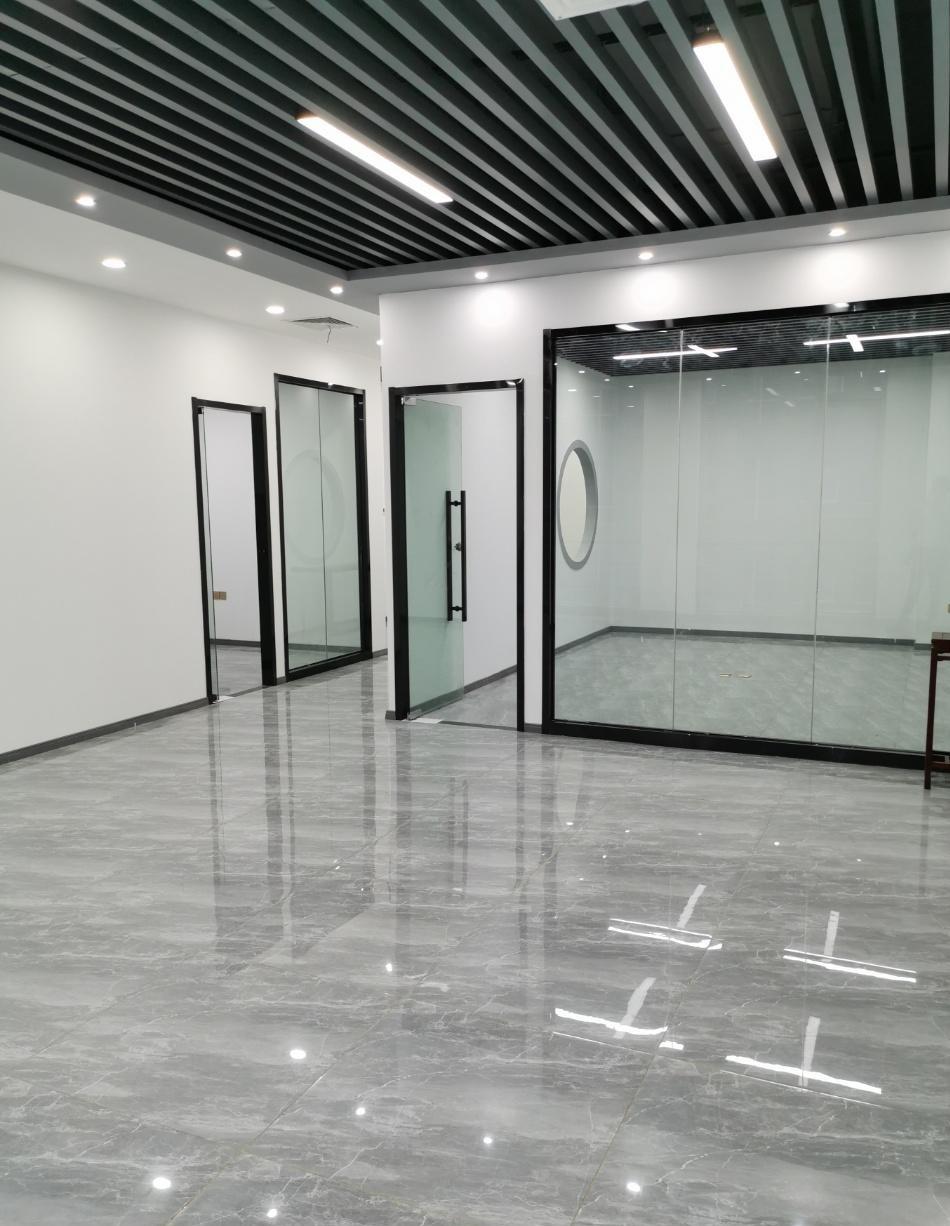 滨湖新区精装带家具高端大气