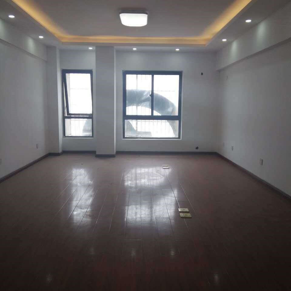 瑶海区精装位置好中层