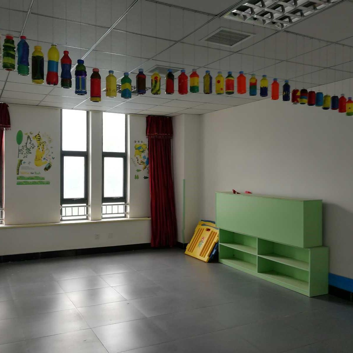 高新区精装中层交通便利