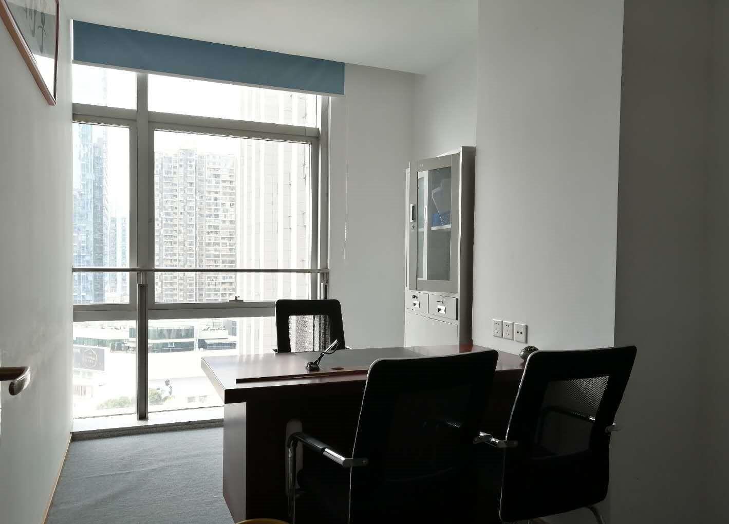 政务区精装全套家具随时看房