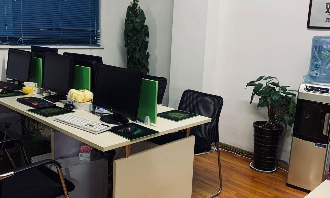 新站精装全配小套