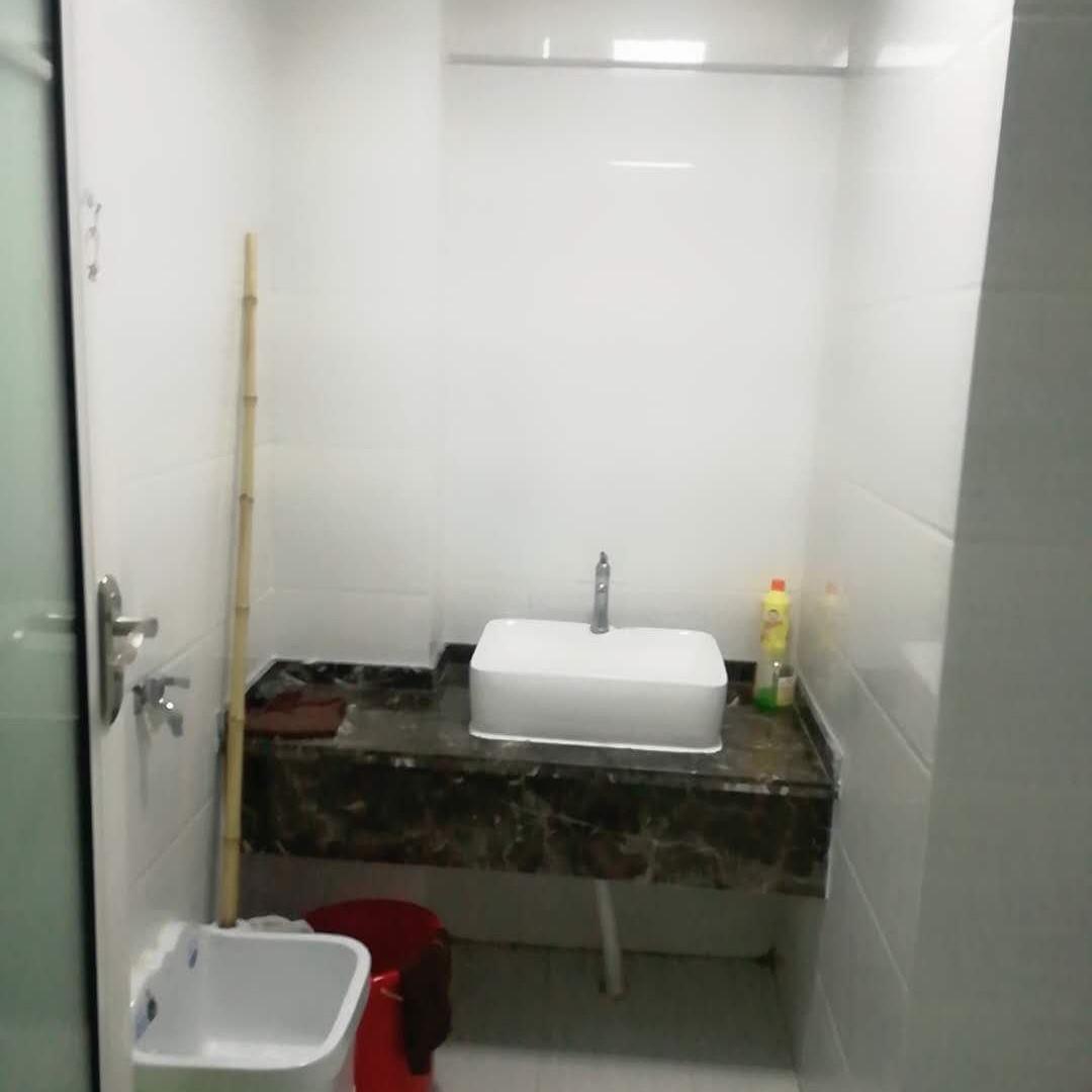 经开区精装高层交通便捷