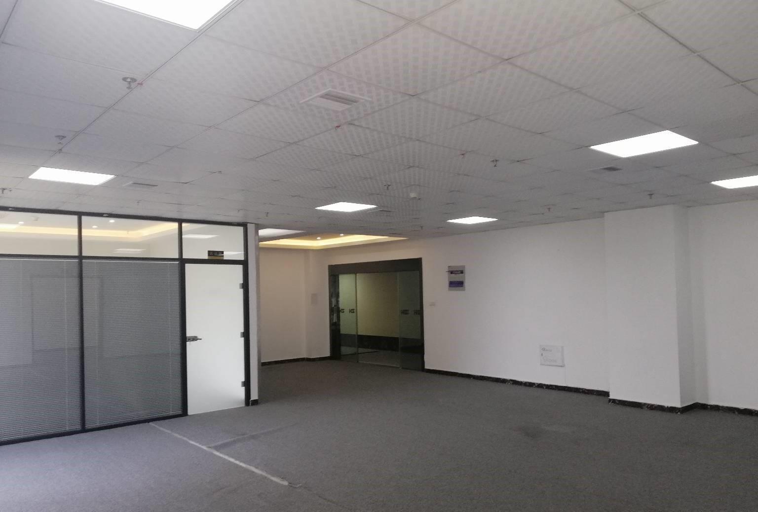 包河区精装中高区视野停车无忧