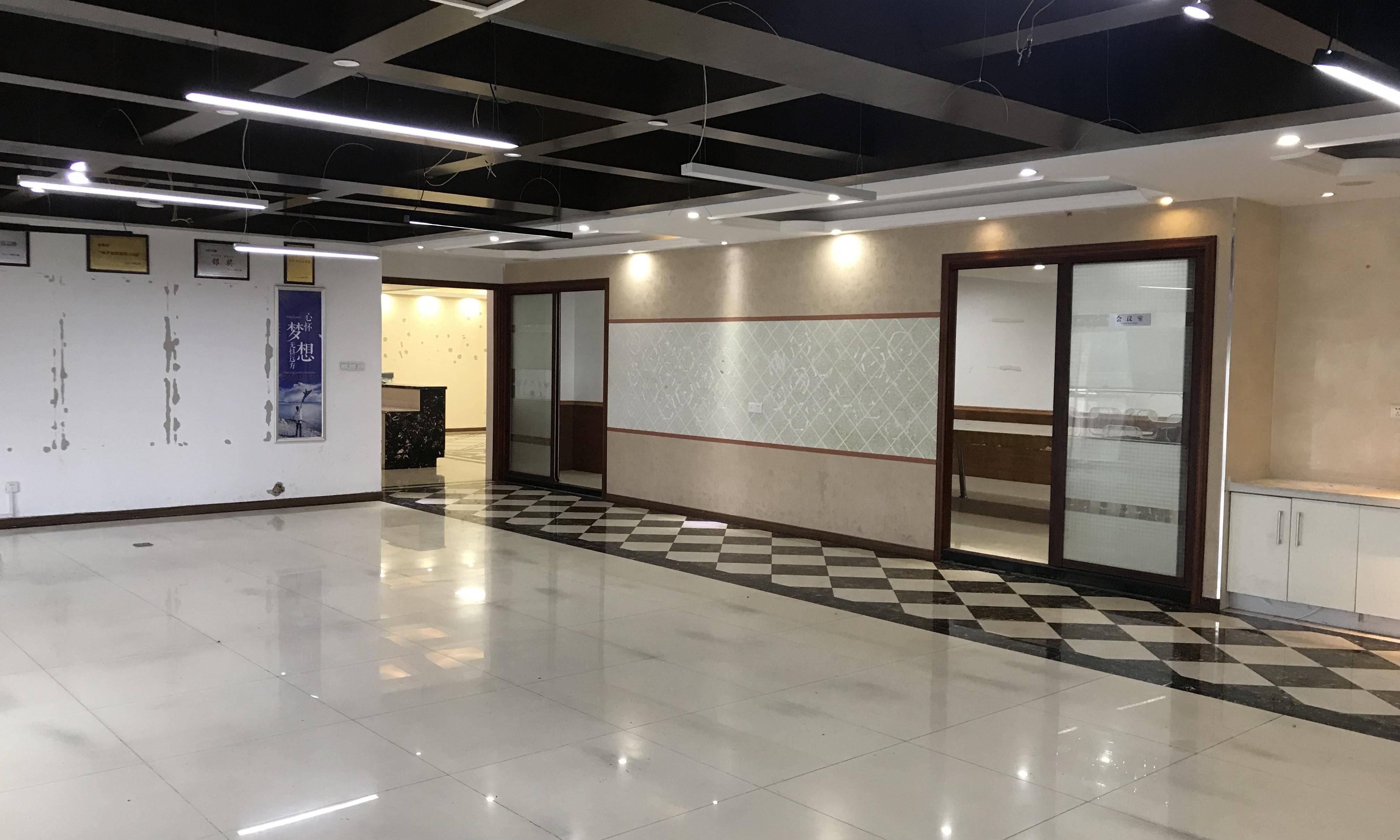 蜀山区精装高区朝南采光好