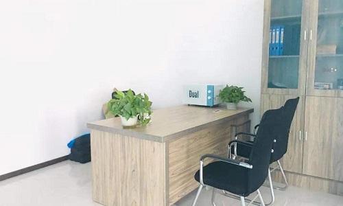 政务区精装带家具随时看房