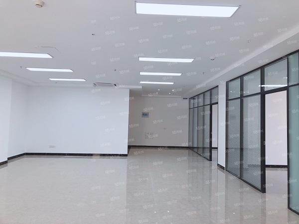 瑶海区精装地铁口旁交通便利