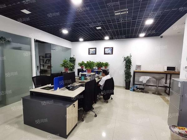 政务区精装商圈繁华交通便利