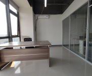 政务区精装带家具万象城旁