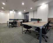 政务区精装高区电梯旁