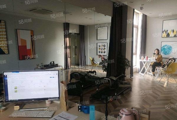 经开区精装家具齐全